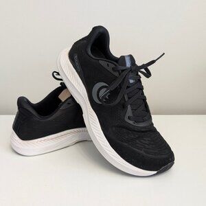 Topo Athletic Men's Fli-Lyte 5 Shoes, Black & White, Size 10